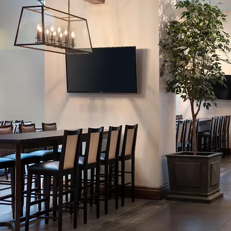 Embassy By Hilton Convention Center 3* New Orleans