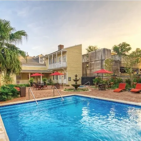 Resort Club Wyndham Avenue Plaza 3*