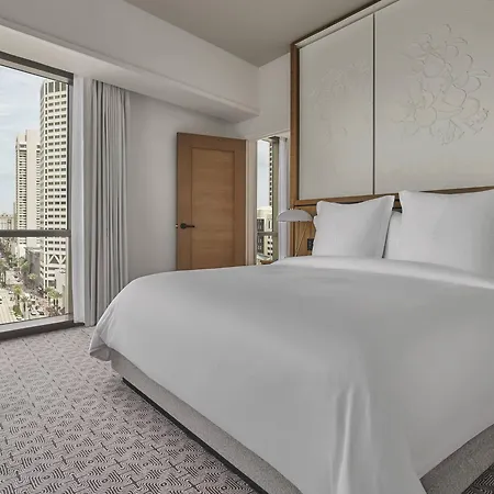 Four Seasons Hotel New Orleans