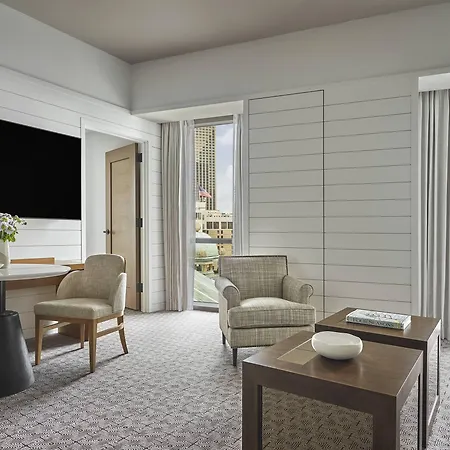 Four Seasons Hotel 5*