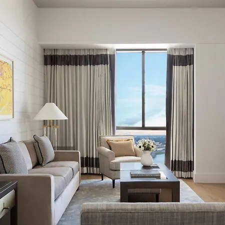Four Seasons Hotel