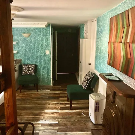 Hostel Madame Isabelle's House New Orleans