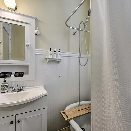 Charming < 3 Mi To Bourbon St Holiday home