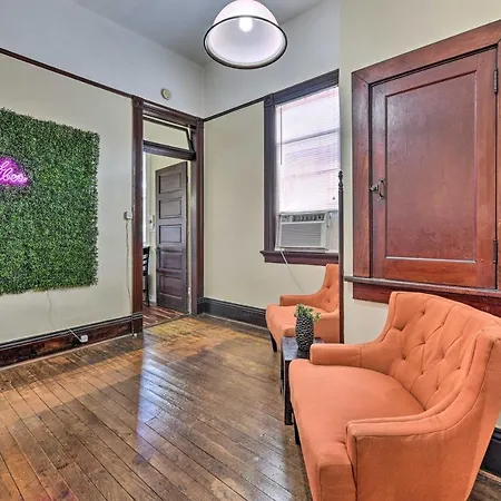 Holiday home Charming < 3 Mi To Bourbon St *