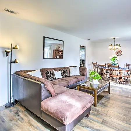 Holiday home Getaway About 7 Mi To French Quarter! *
