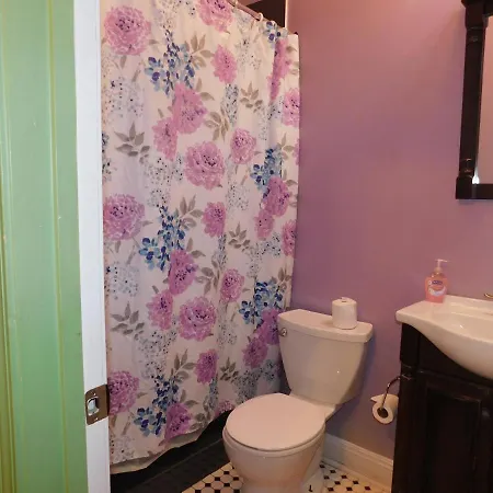 India House Hostel New Orleans