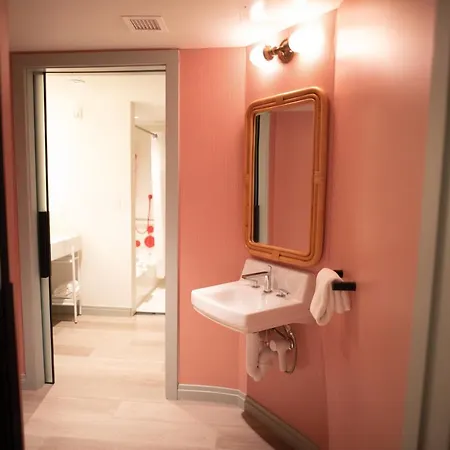 Virgin Hotel New Orleans
