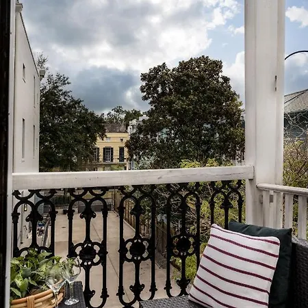 Bourbon Street Hotel