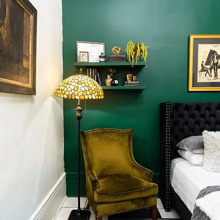 The Mansion On Royal Hotel 3*