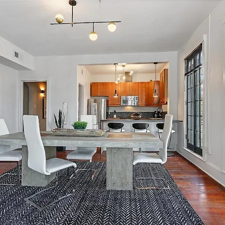 St Charles-mardi Gras 6bd Apartment *