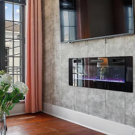 St Charles-mardi Gras 6bd Apartment *