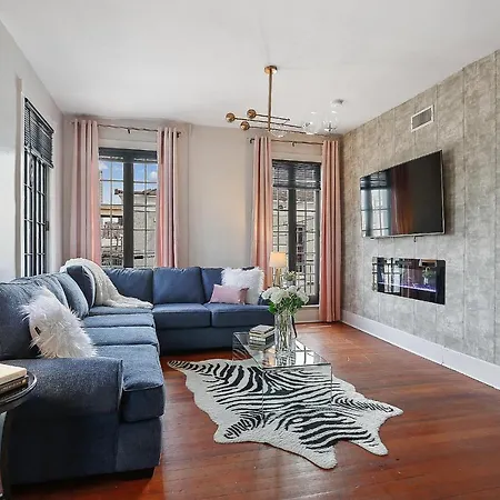 St Charles-mardi Gras 6bd *