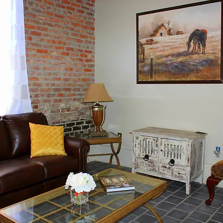 French Quarter Luxury Two-Bedroom Suite 1204 New Orleans