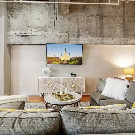 Apartment Modern & Fully Furnished In The Heart Of The