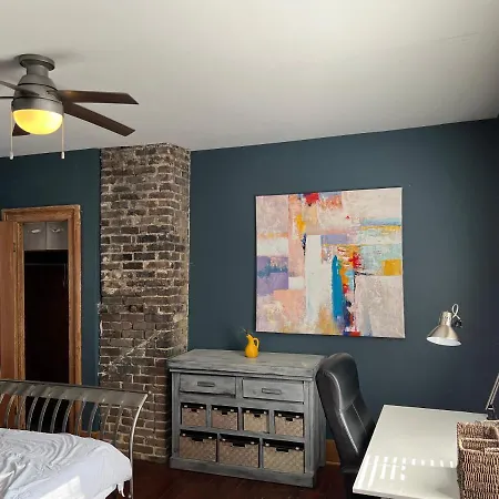 Apartment Uptown Treehouse New Orleans