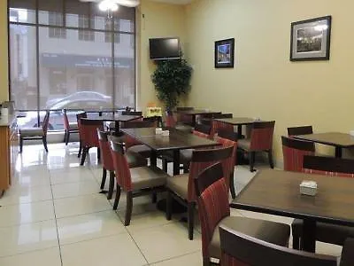 Fairfield By Marriott & Downtown French Quarter Area Hotel 3*