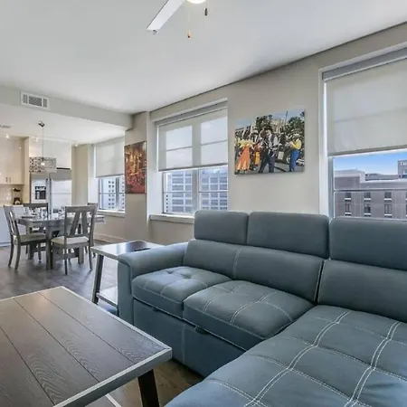Stylish With Game In Holiday home New Orleans