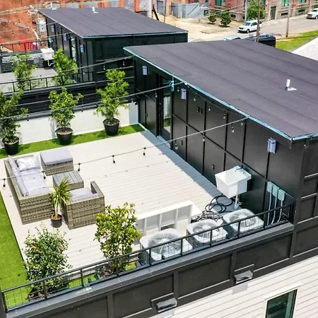 Villa 5 Bedroom W Private Rooftop *
