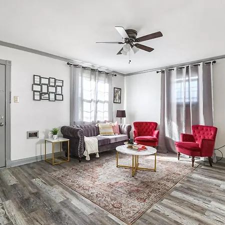 Cozy 2 Bedroom House In * New Orleans