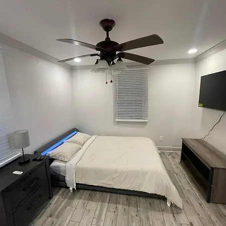 Northern Bourbon Suites Holiday home New Orleans