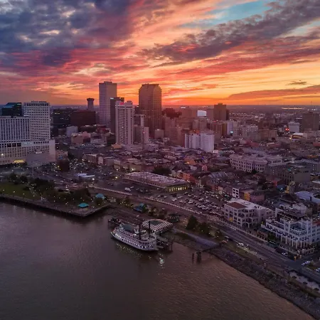 Catahoula 3* New Orleans