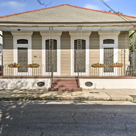 Holiday home 1 Mi To French Quarter: Walkable Nola Home! New Orleans