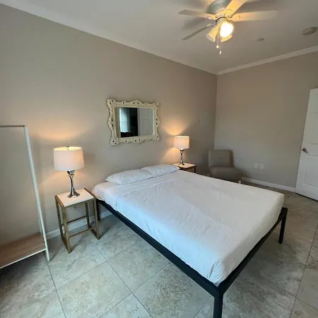 Tise Plaza * New Orleans