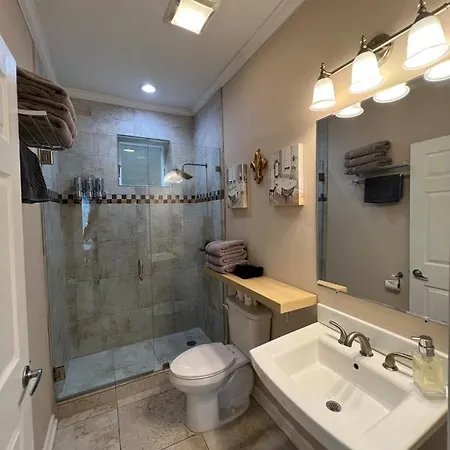 Apartment Tise Plaza New Orleans