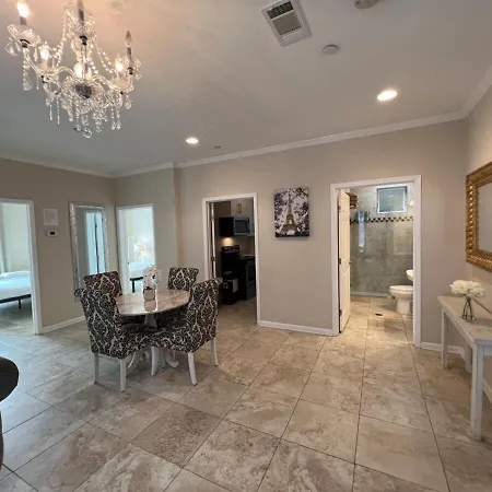 Tise Plaza Apartment New Orleans
