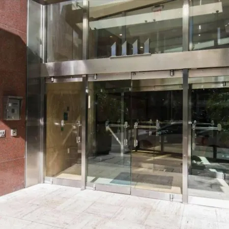 Upscale And Penthouses Close To Canal And Bourbon St New Orleans