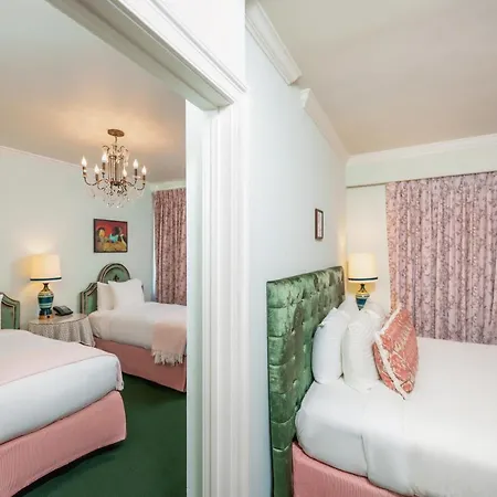 Hotel The Pontchartrain 4*
