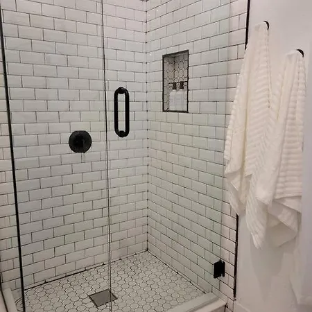 Holiday home Beautifully Updated House *sleeps 6* *