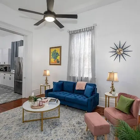 Beautifully Updated House *sleeps 6* New Orleans
