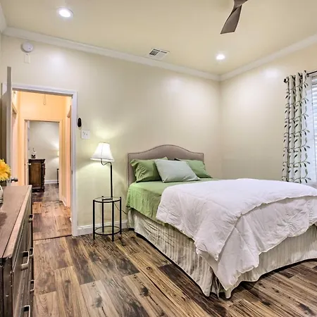 Nola 4 Mi To French Quarter! Apartment