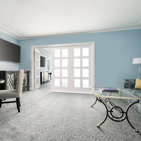The Ritz-carlton, Hotel