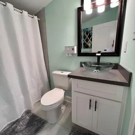 Holiday home Blu'luxury 1.2 Miles To Canal New Orleans