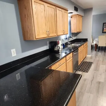 Orleans House With Pool & Parking, Peaceful Block * New Orleans