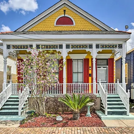 Vacation With Private Patio! New Orleans