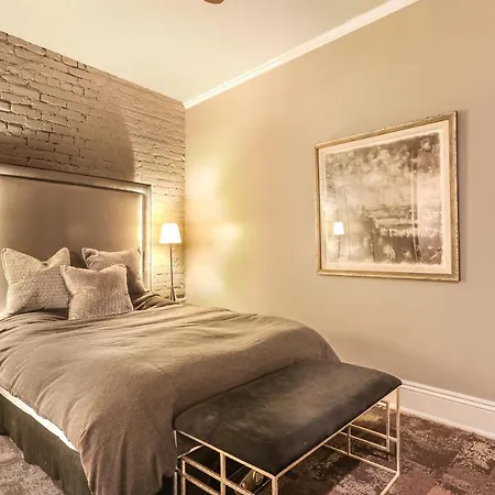 Warehouse District - Sophistication On The Edge Of Decadence Apartment New Orleans