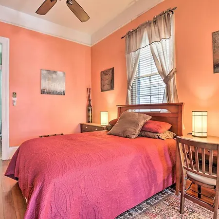 Vacation With Private Patio! New Orleans