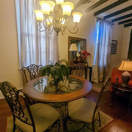 De Frenchmen Holiday home *