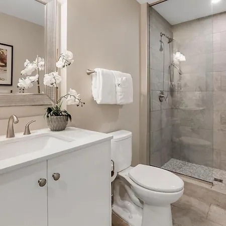 Stylish 1br In California Building