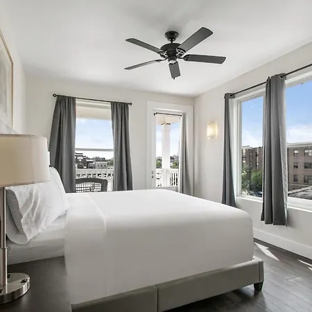 Apartment Breathtaking Near French Quarter
