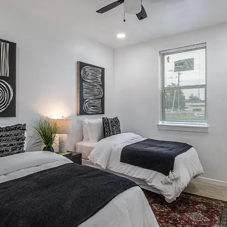 Vibrant Blue Luxury 2316 Apartment