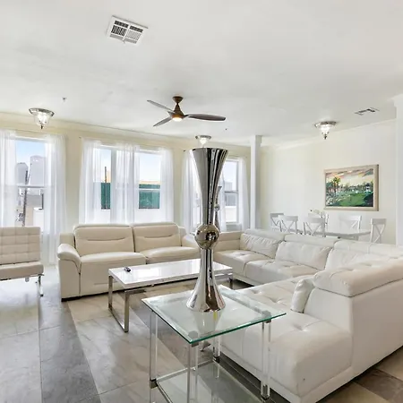 Apartment Stunning Near French Quarter New Orleans