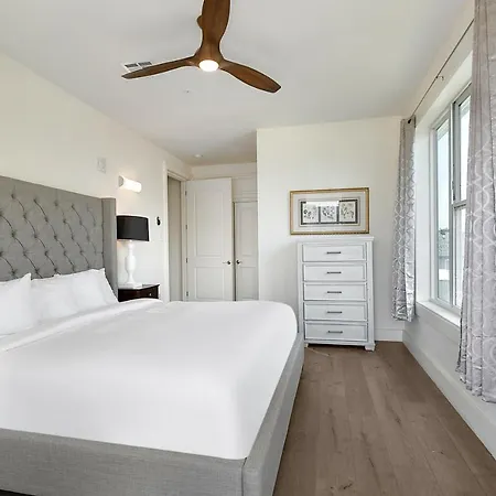 Apartment Stunning Near French Quarter *