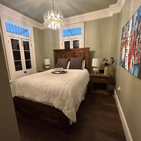 Serenity In The Marigny Bed & Breakfast