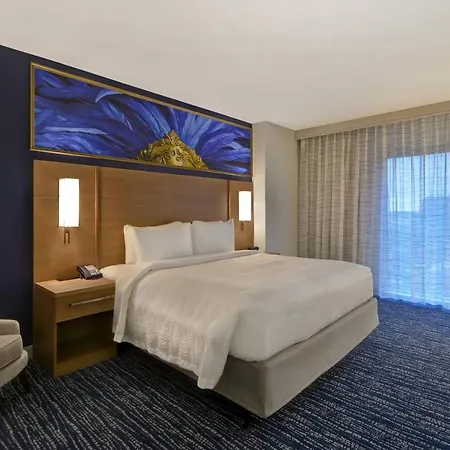 Hotel By Marriott French Quarter Area/cen B 3*