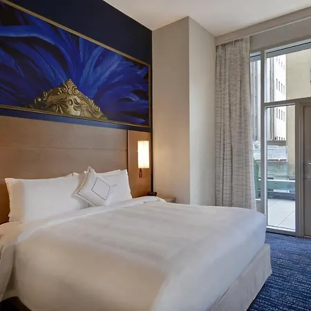 By Marriott French Quarter Area/cen B Hotel 3*