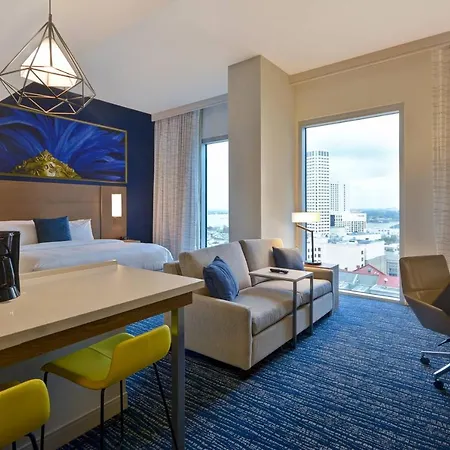 By Marriott French Quarter Area/cen B New Orleans